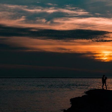 ホテル The Castaway Retreat Feridhoo エクステリア 写真